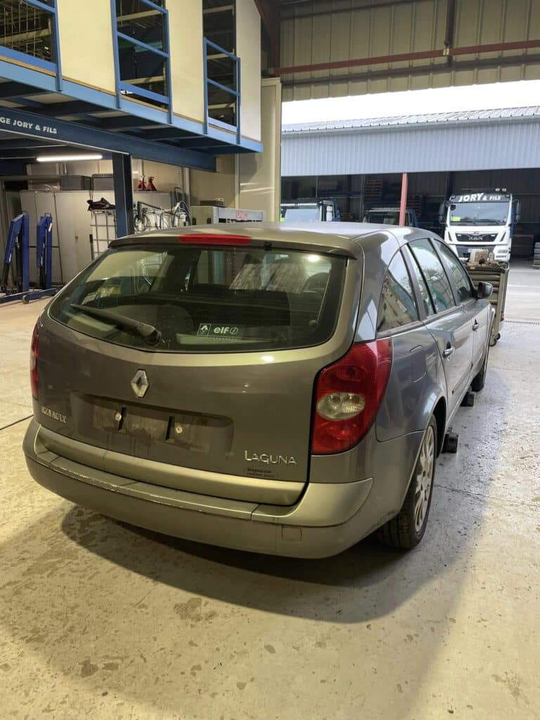 Publication Jory & Fils : Expertise du jour renault laguna 2 phase 1 break 1.9 dci 8v turbo .Pièces disponible sur notre site !